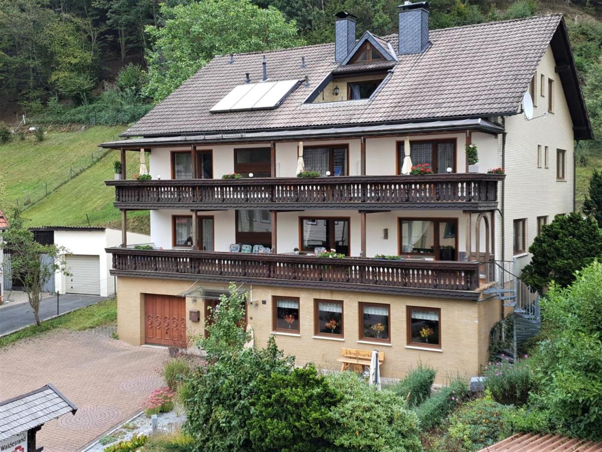Haus Am Waldesrand - B&B