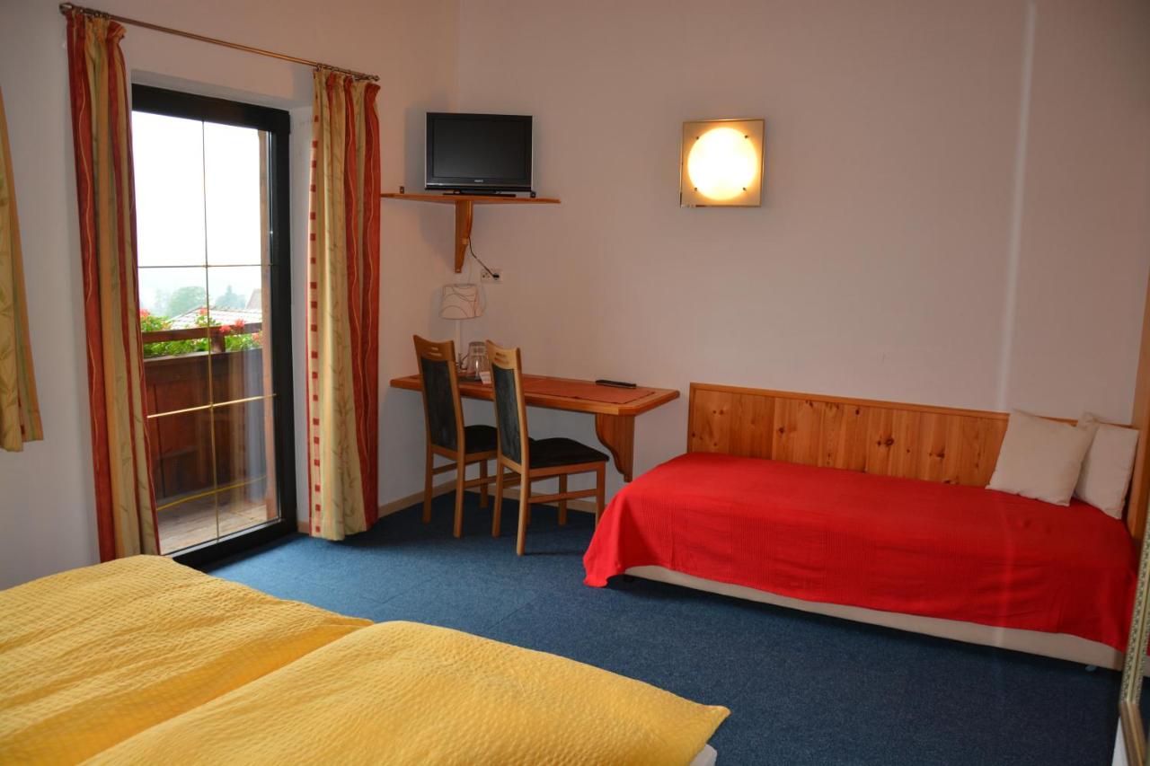 Dreibettzimmer