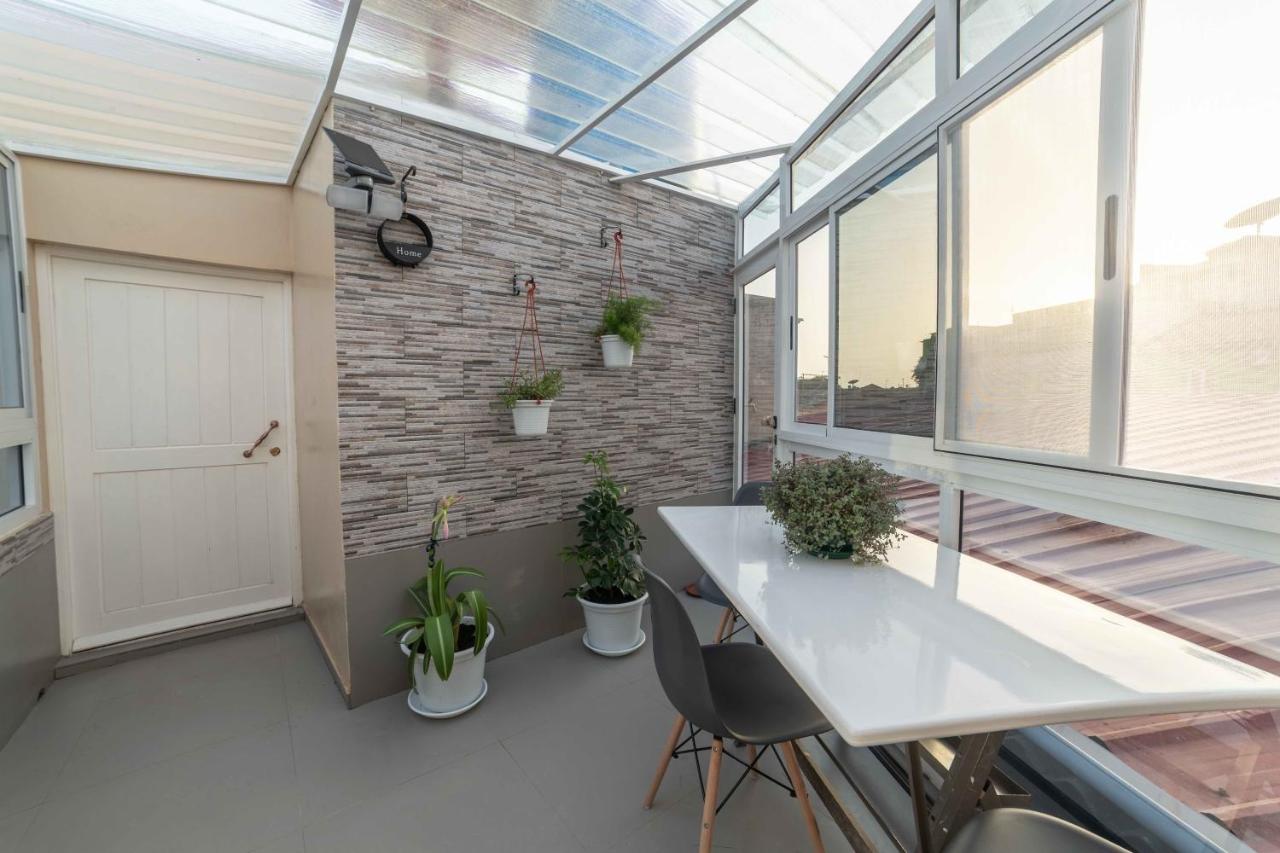 Chambre Double ou Lits Jumeaux avec Salle de Bains Commune