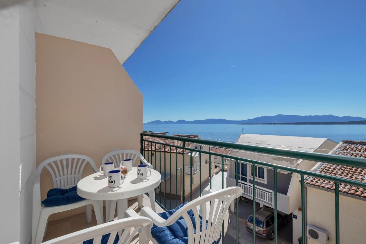 Apartment mit Meerblick