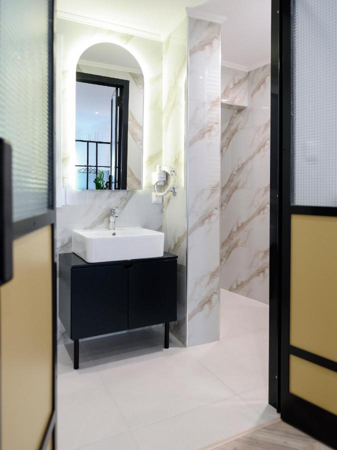 Athenian Sensations Apartments and Suites in the Heart of Athens - Chambres d'hôtes Athènes