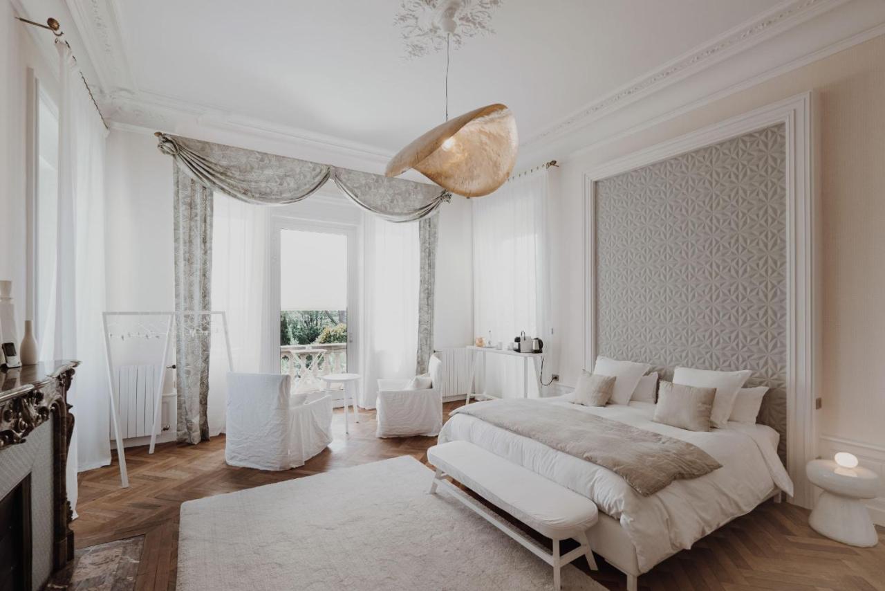 King Suite with Balcony