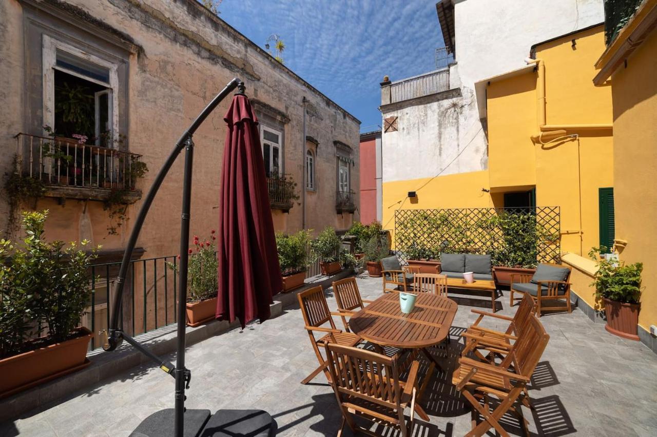 Galluppi Design Apartment By HouseinNaples - B&B Napoli