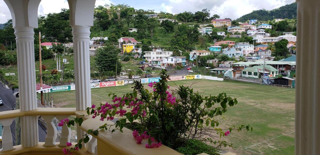 Unit 3 Private Apartment - Roseau - B&B