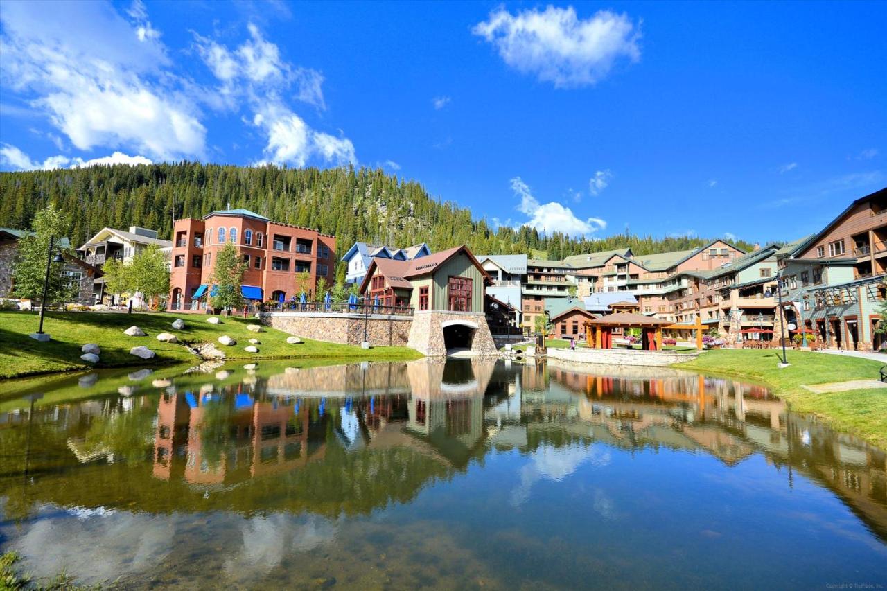 Ski In Out Luxury Condo 4474 I Huge Hot Tub I Great Views I Best Price I FREE Adventures Daily - Bed and Breakfast