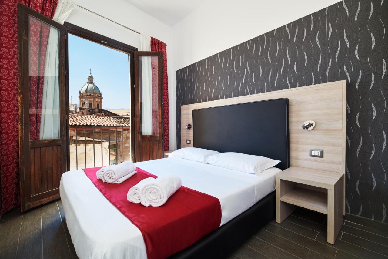 Habitación con cama grande 