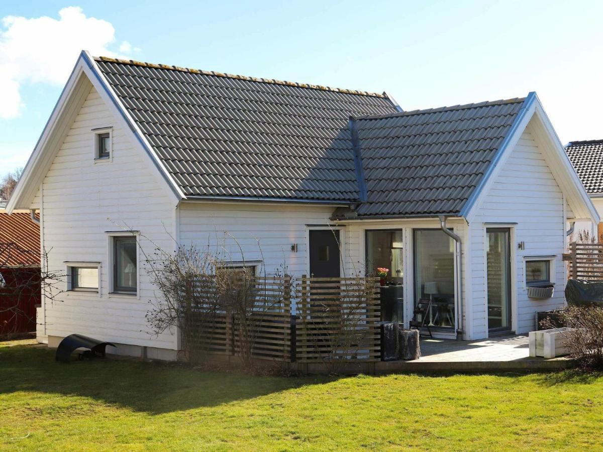 B&B Falkenberg - 4 person holiday home in FALKENBERG - Bed and Breakfast Falkenberg