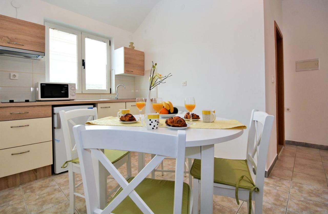 Apartamento con terraza