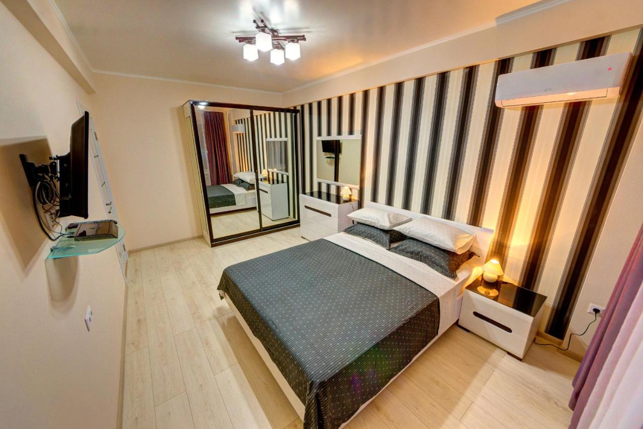 B&B Kyiv - Прекрасная 2к квартира бульвар Леси Украинки. Дружбы Народов - Bed and Breakfast Kyiv