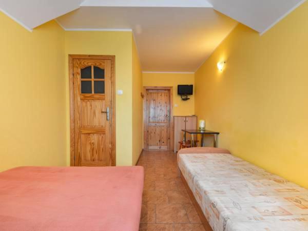 Chambre Triple avec Salle de Bains