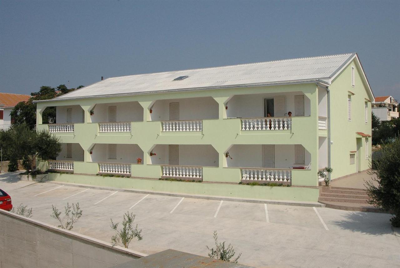 Estudio con terraza