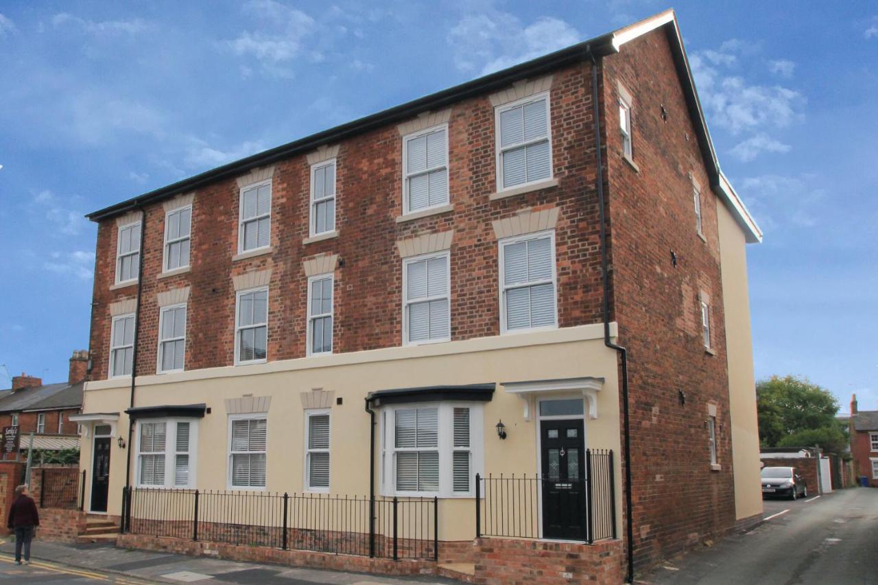 B&B Stafford - Friars House, Stafford by BELL Apartments - Bed and Breakfast Stafford