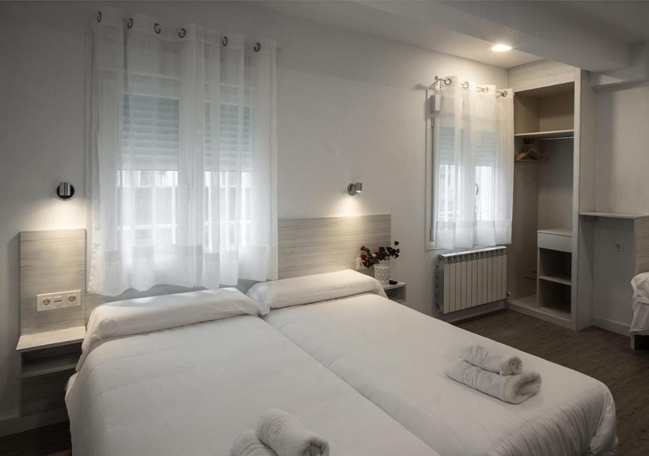 Triple Room with Bathroom