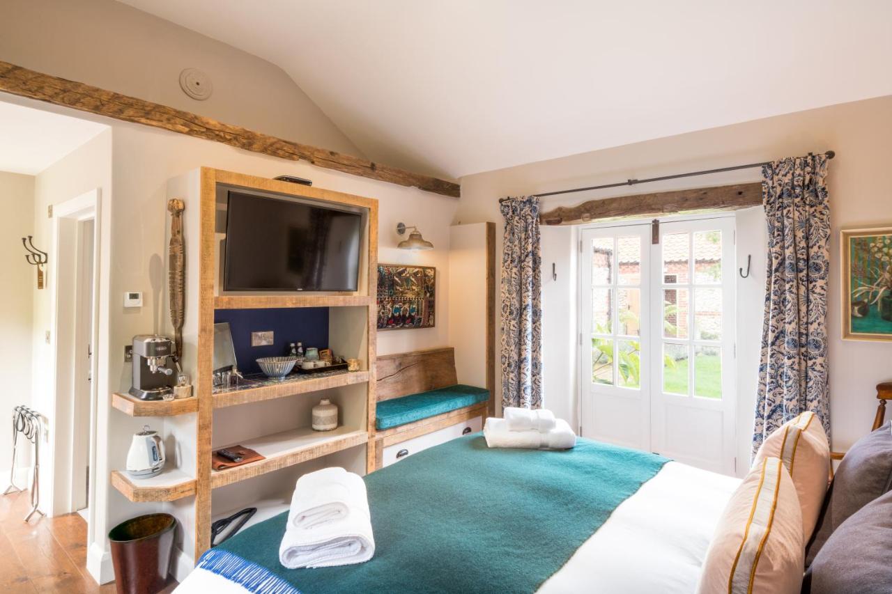 Standard Superking OR Twin Room (DOG friendly)