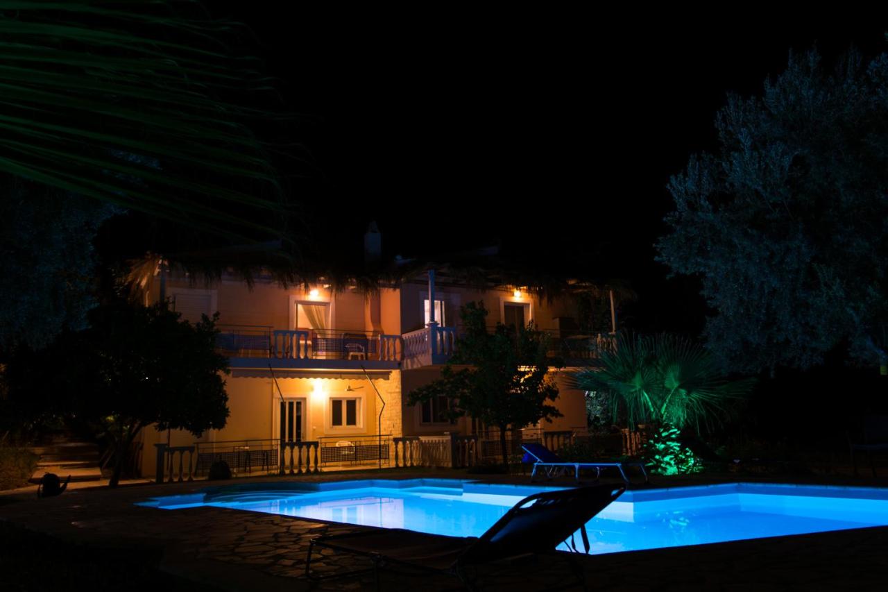 Doroufi Inn - B&B