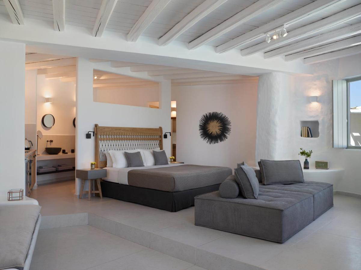 One Bedroom Suite Sea View (No 10)