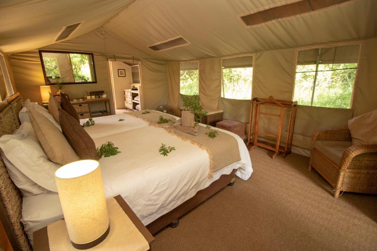 Twin Safari Tent (TS16)