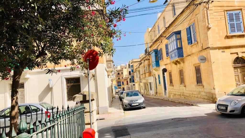 Stylish accommodation in Sliema Exiles - Chambres d’hôtes Sliema