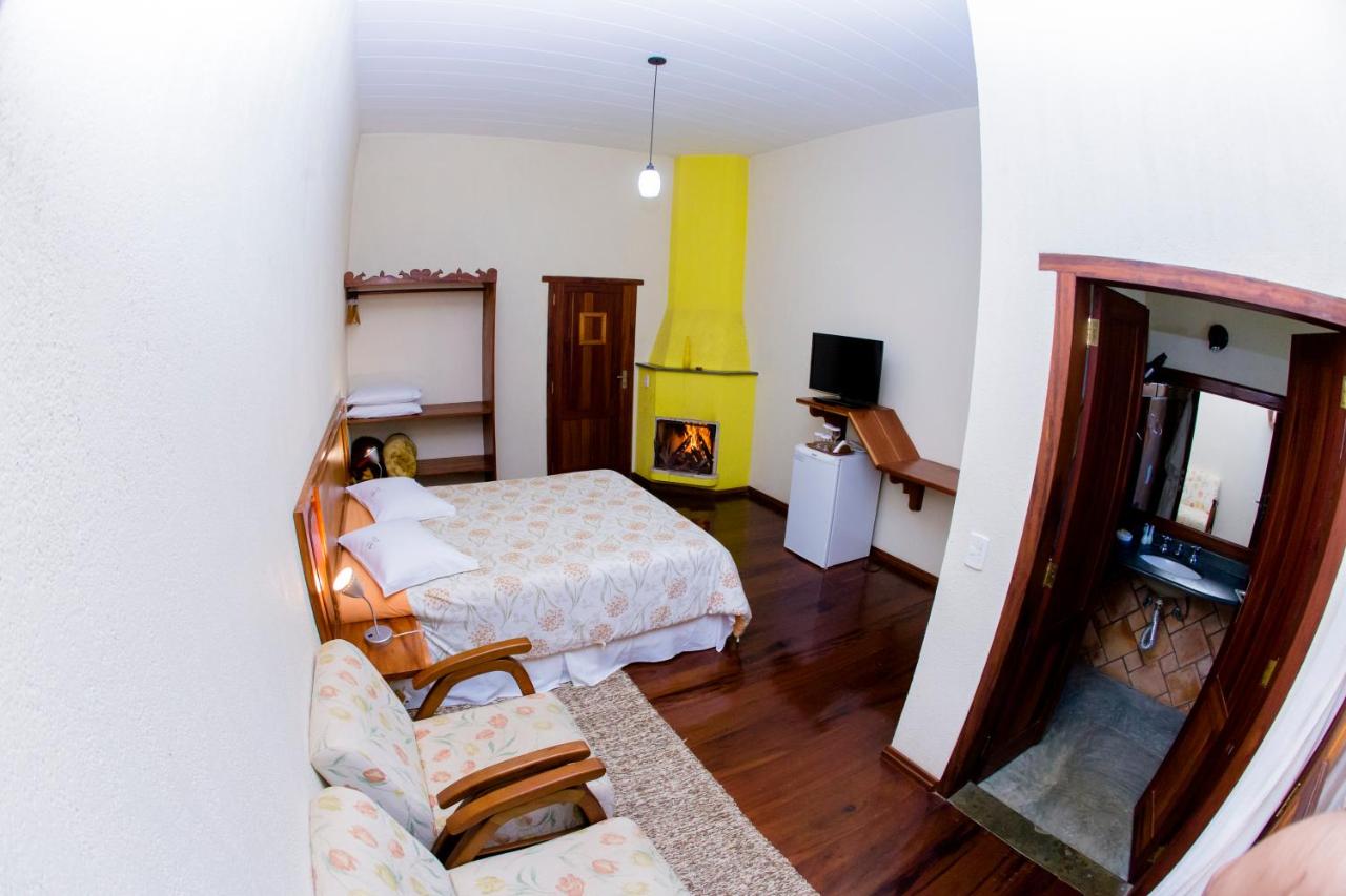 Suite with Hot Tub