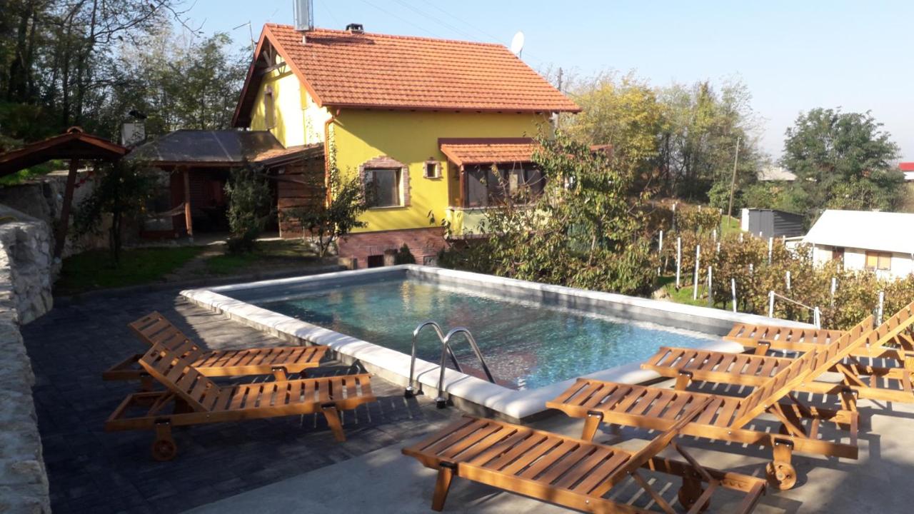 Iva's Place - B&B