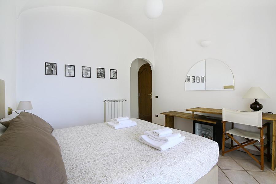 Deluxe Doppelzimmer mit Balkon und Meerblick