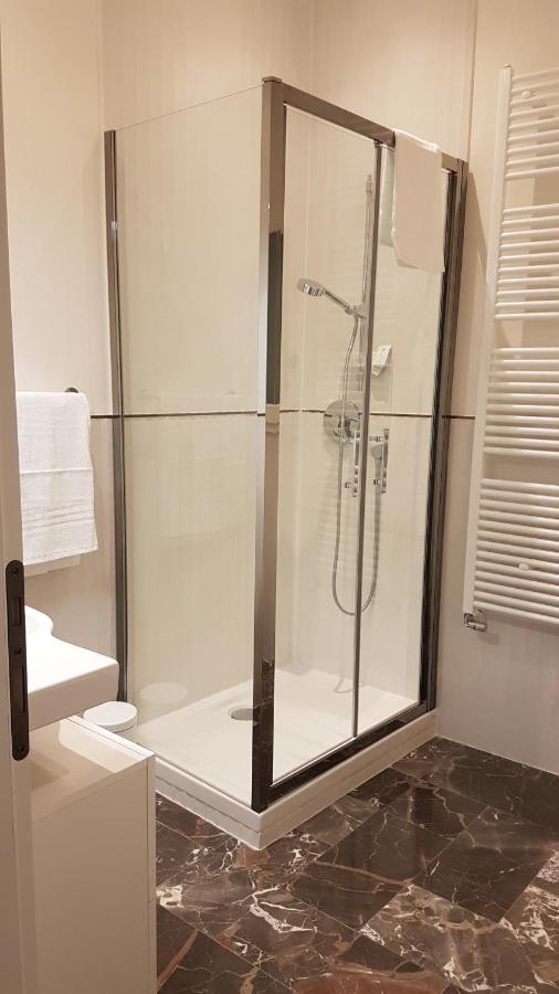Triple Room with Private External Bathroom