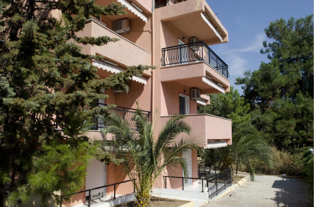 Studios Chrissi - Chambres d'hôtes Limenária