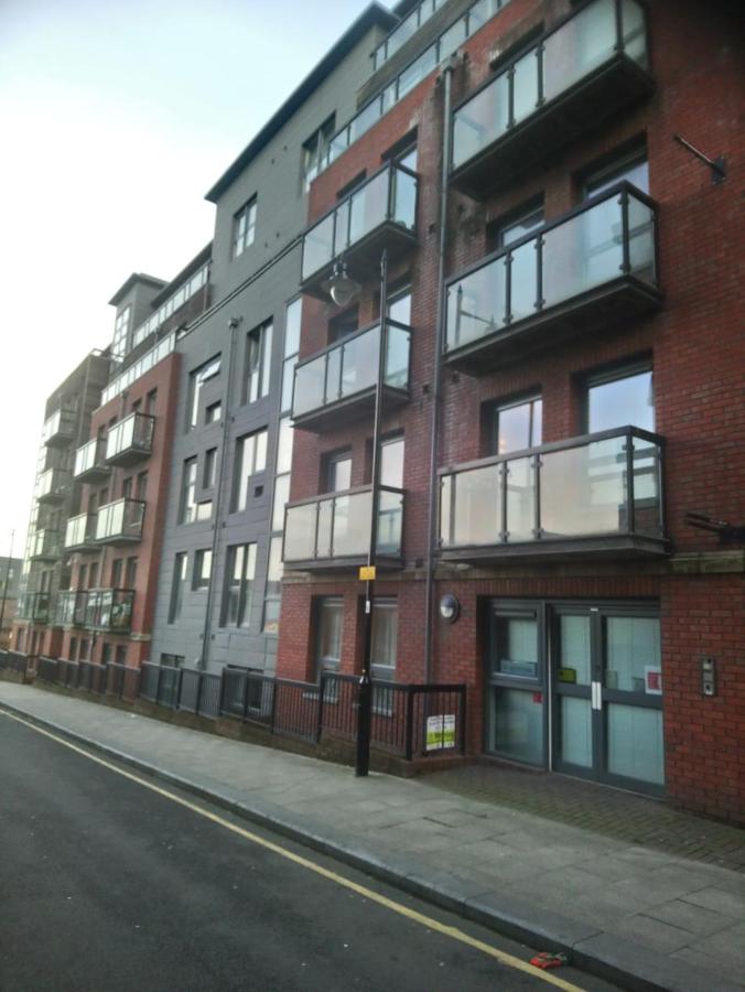 1 Bedroom Flat in Sheffield City Centre-Sleeps 4 - Ferienwohnung