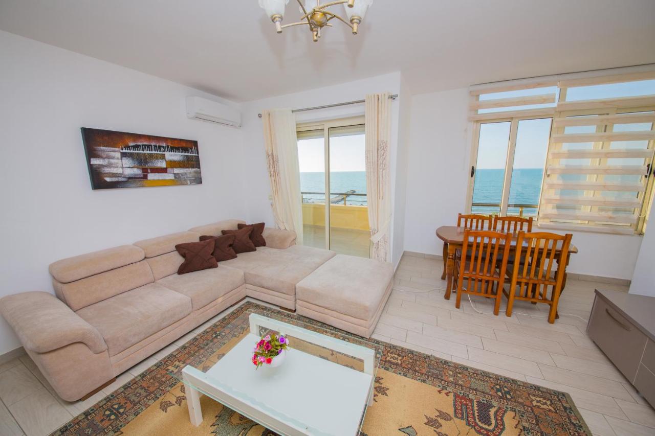 Appartement 2 Chambres avec Balcon et Vue sur la Mer