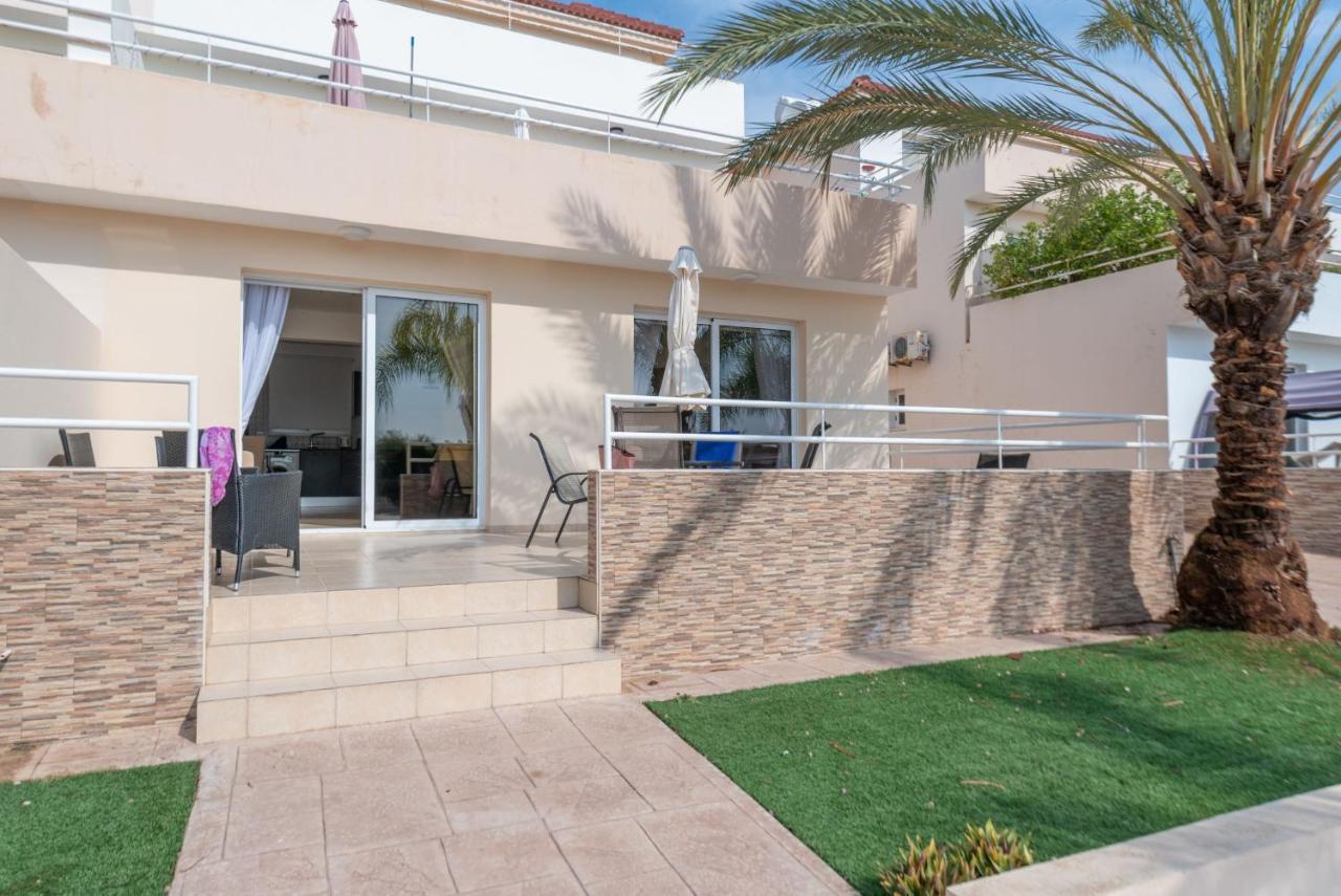 Narcissos 'Nissi Beach' apartment C3 - Bed and Breakfast