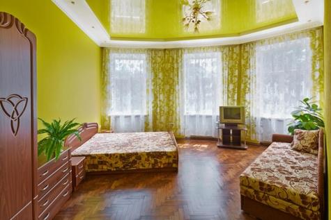 B&B Lviv - Two-bedroom возле пл.Рынок - Bed and Breakfast Lviv