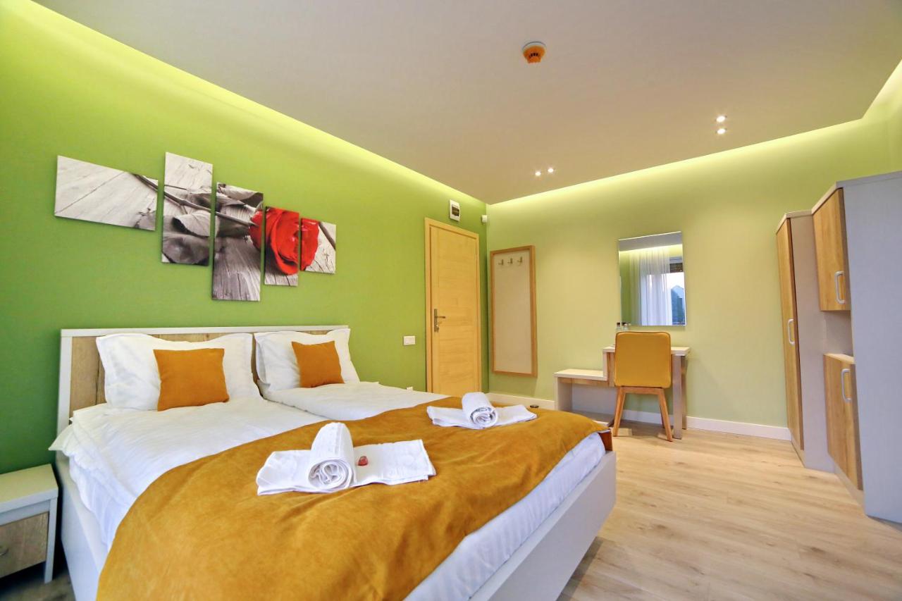 Double Room with Private External Bathroom
