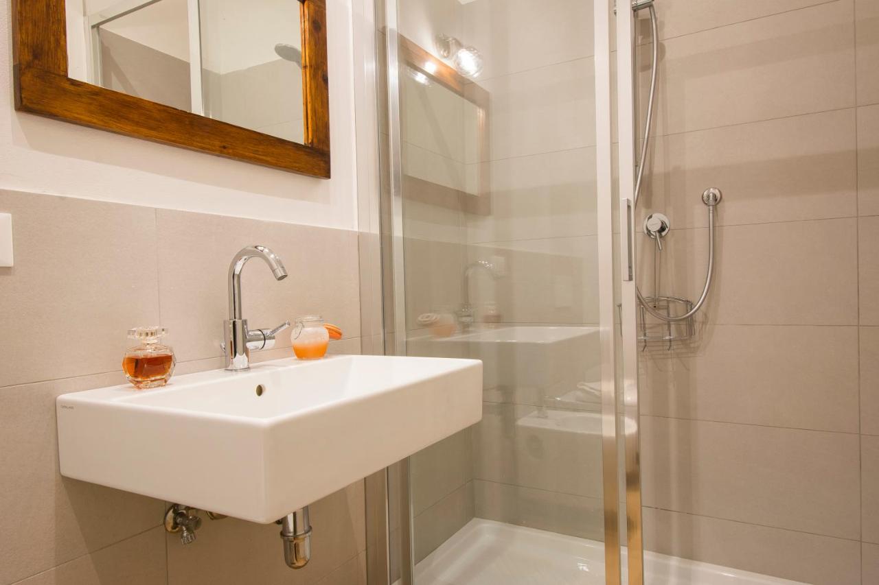 Chambre Double avec Salle de Bains Privative Extérieure