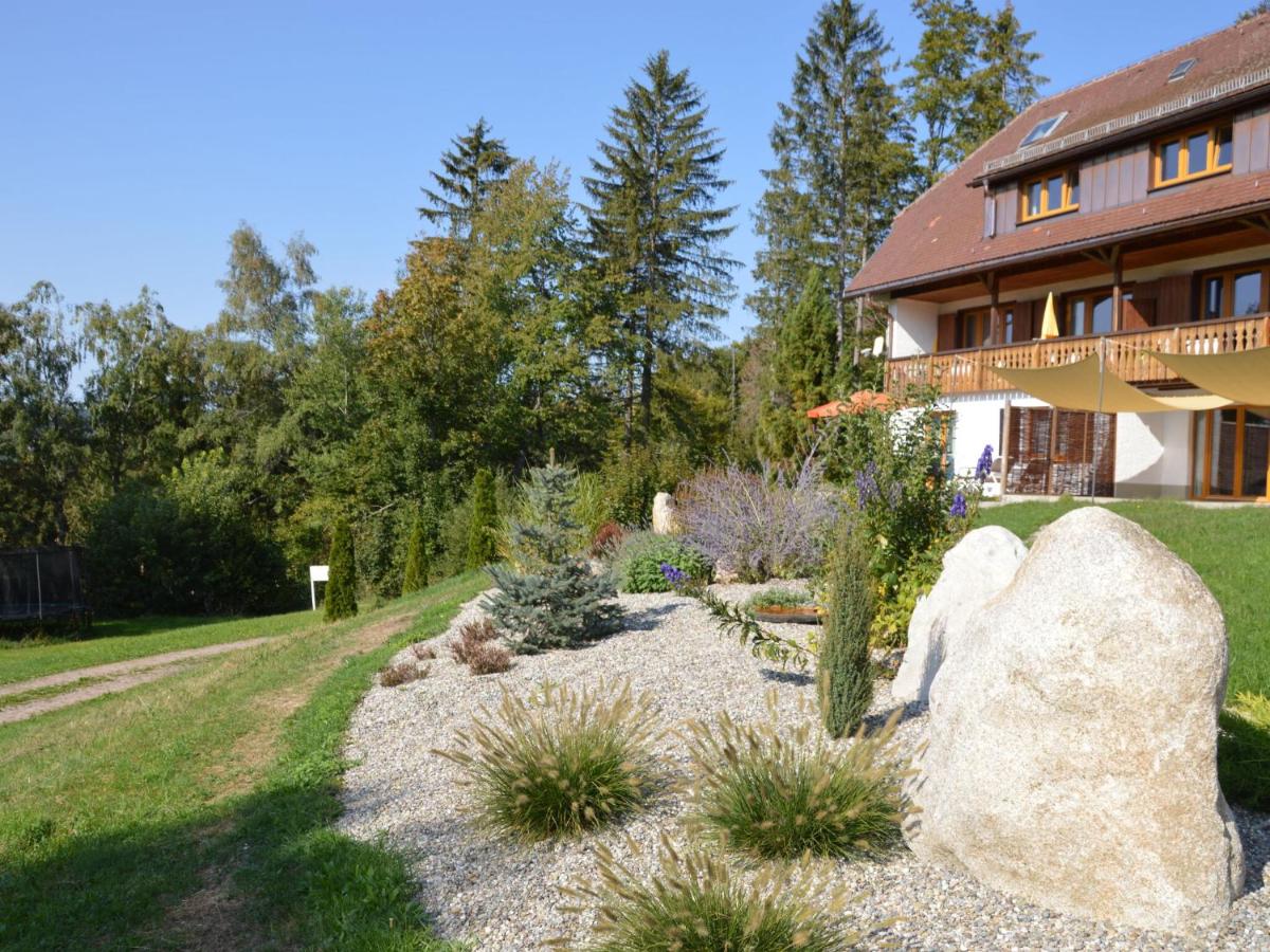 B&B Urberg - Apartment in the Black Forest with balcony - Bed and Breakfast Urberg