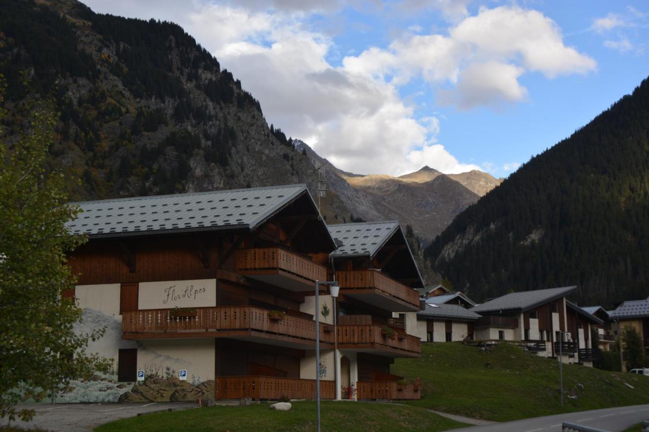 B&B Champagny-en-Vanoise - joli studio exposé sud avec terrasse - Bed and Breakfast Champagny-en-Vanoise