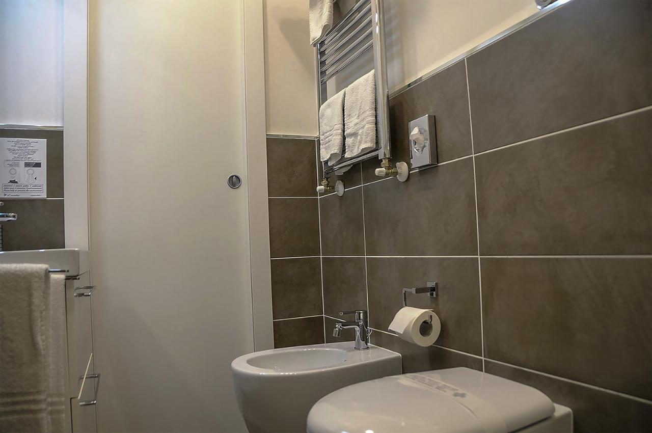 Camera Matrimoniale con Bagno Privato
