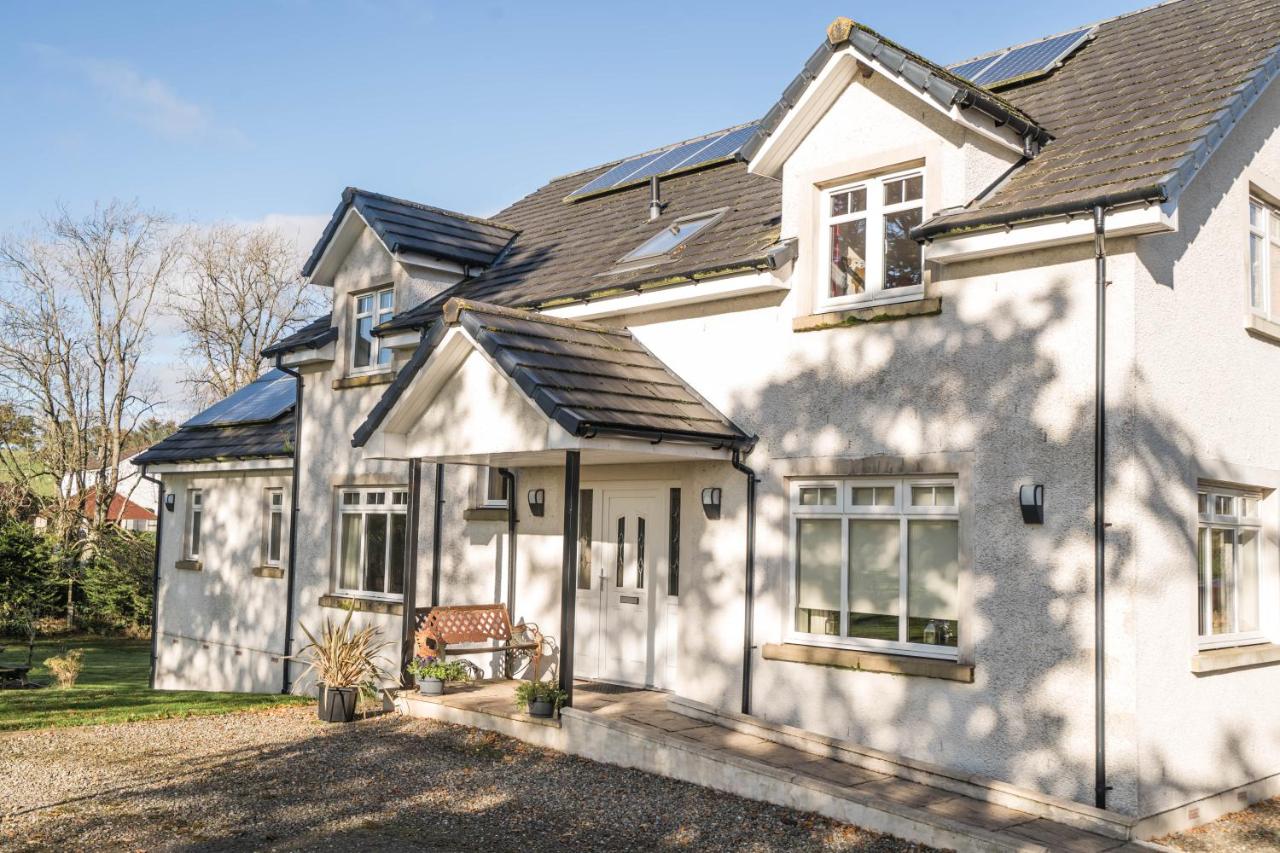 Dunroamin Bed & Breakfast - Bed and Breakfast
