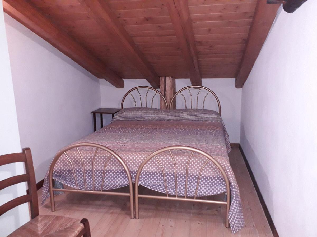 Basic Triple Room