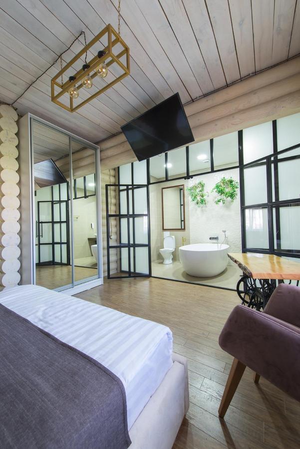 Deluxe Double Room with Bath