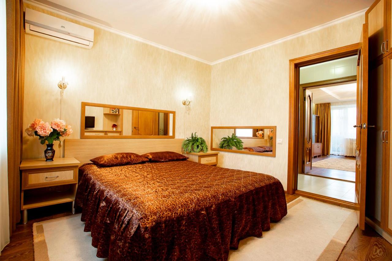 B&B Kherson - Apartment in the Very Center of the City near the Supermarket Silpo - Bed and Breakfast Kherson