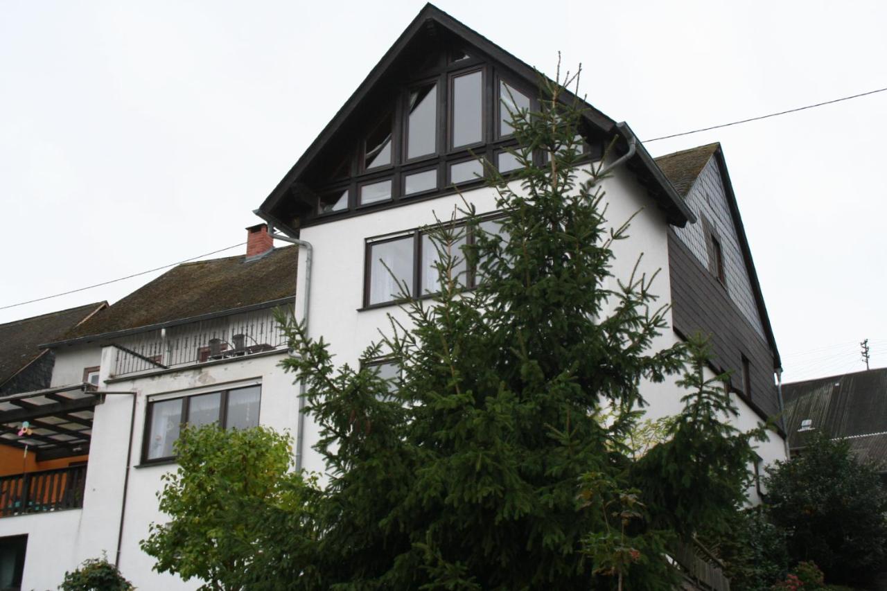 Romantische Ferienwohnung Rheingold 50 qm für 2 bis 4 P - Bed and Breakfast