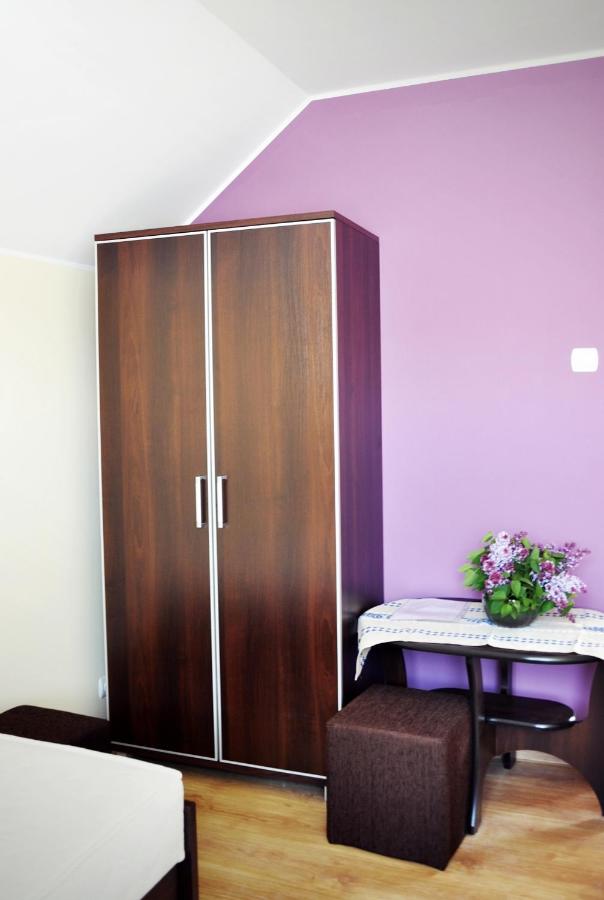 Standaard Tweepersoonskamer met Gedeelde Badkamer