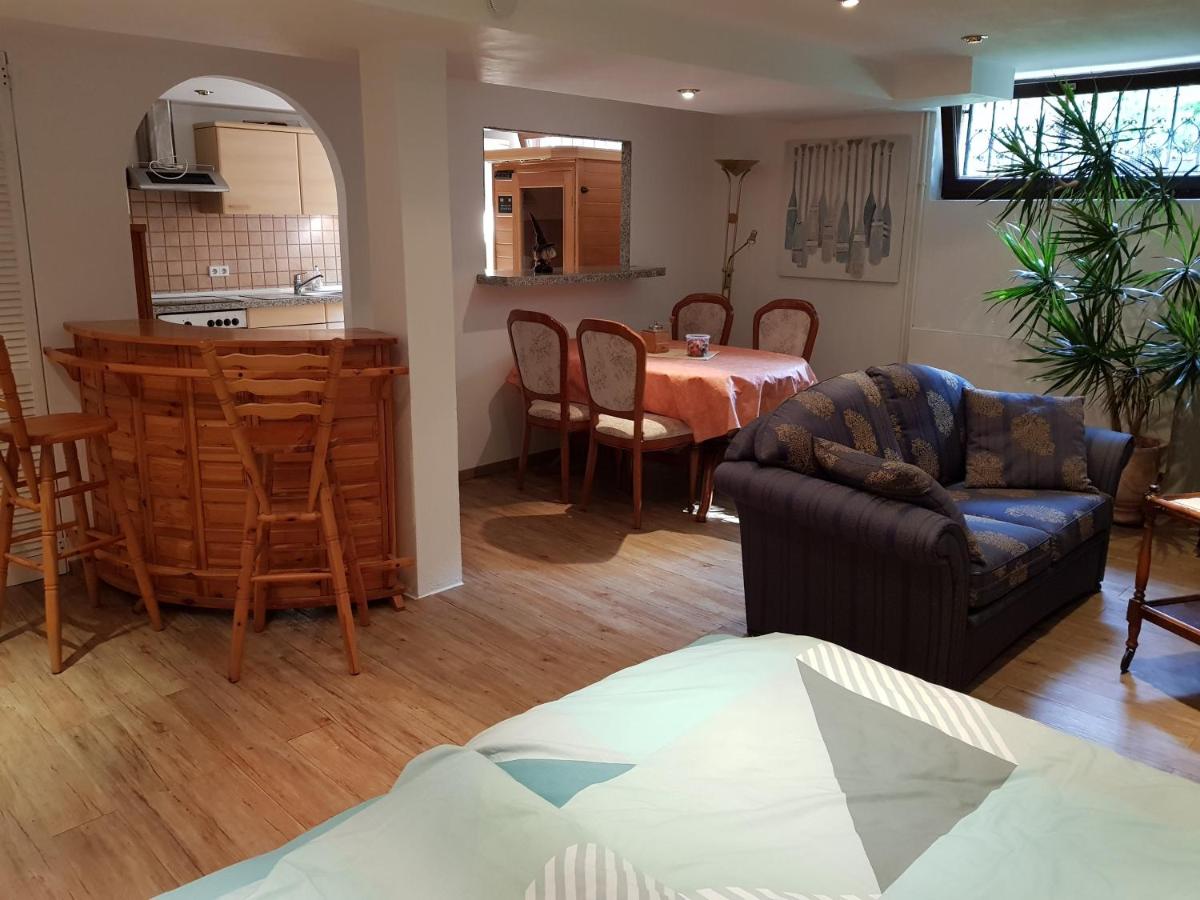 4 Sterne Apartment mit Garten Alt-Mariendorf - B&B Berlin