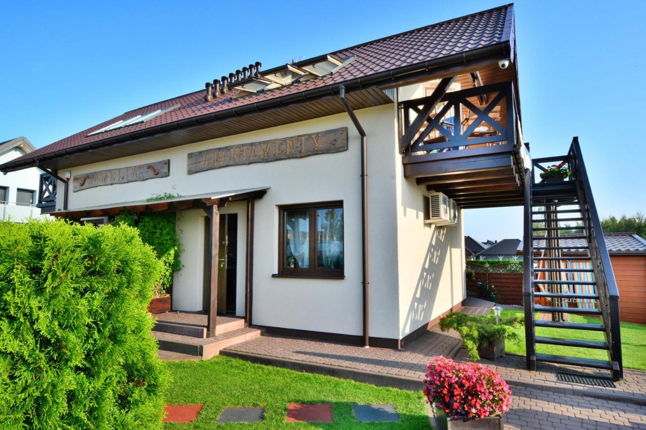 Amelia Apartamenty - B&B Sianożęty