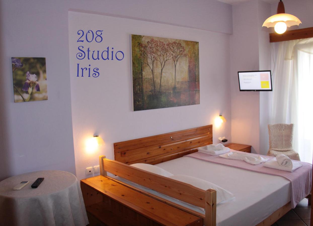 Studio (2 Adults + 2 Children)