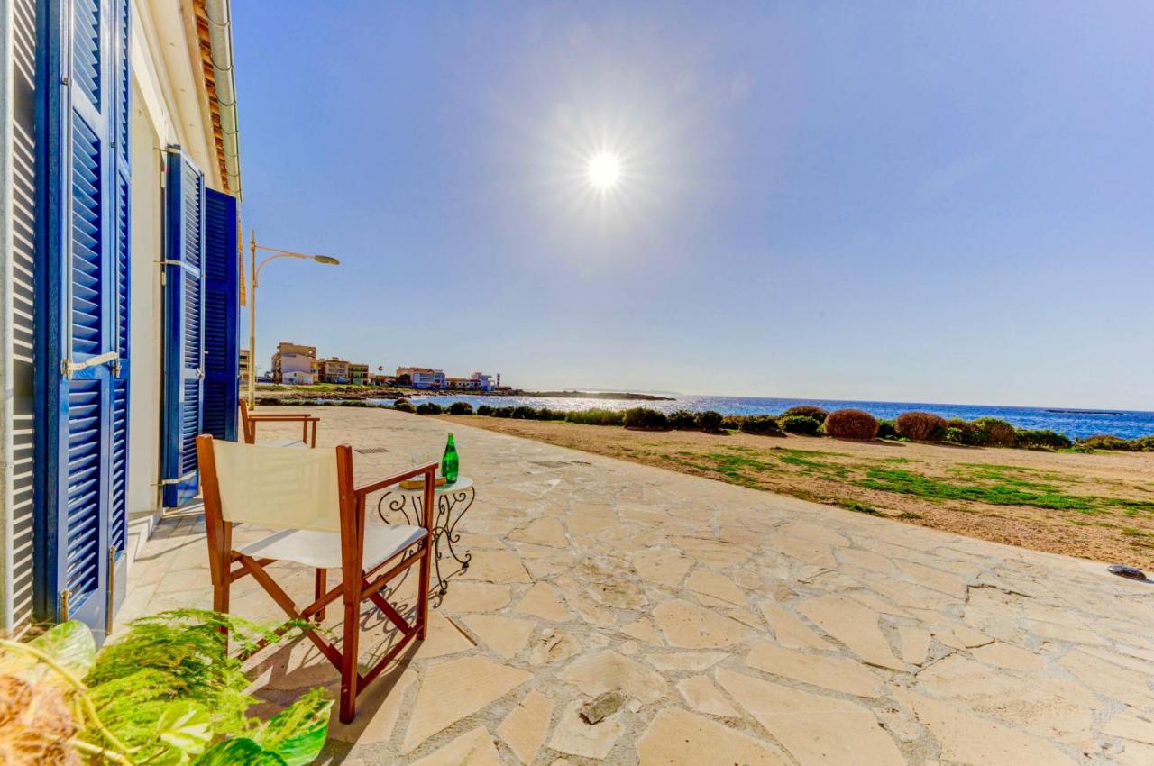 B&B Colònia de Sant Jordi - Beachfront Apartment Migjorn Playa - Bed and Breakfast Colònia de Sant Jordi