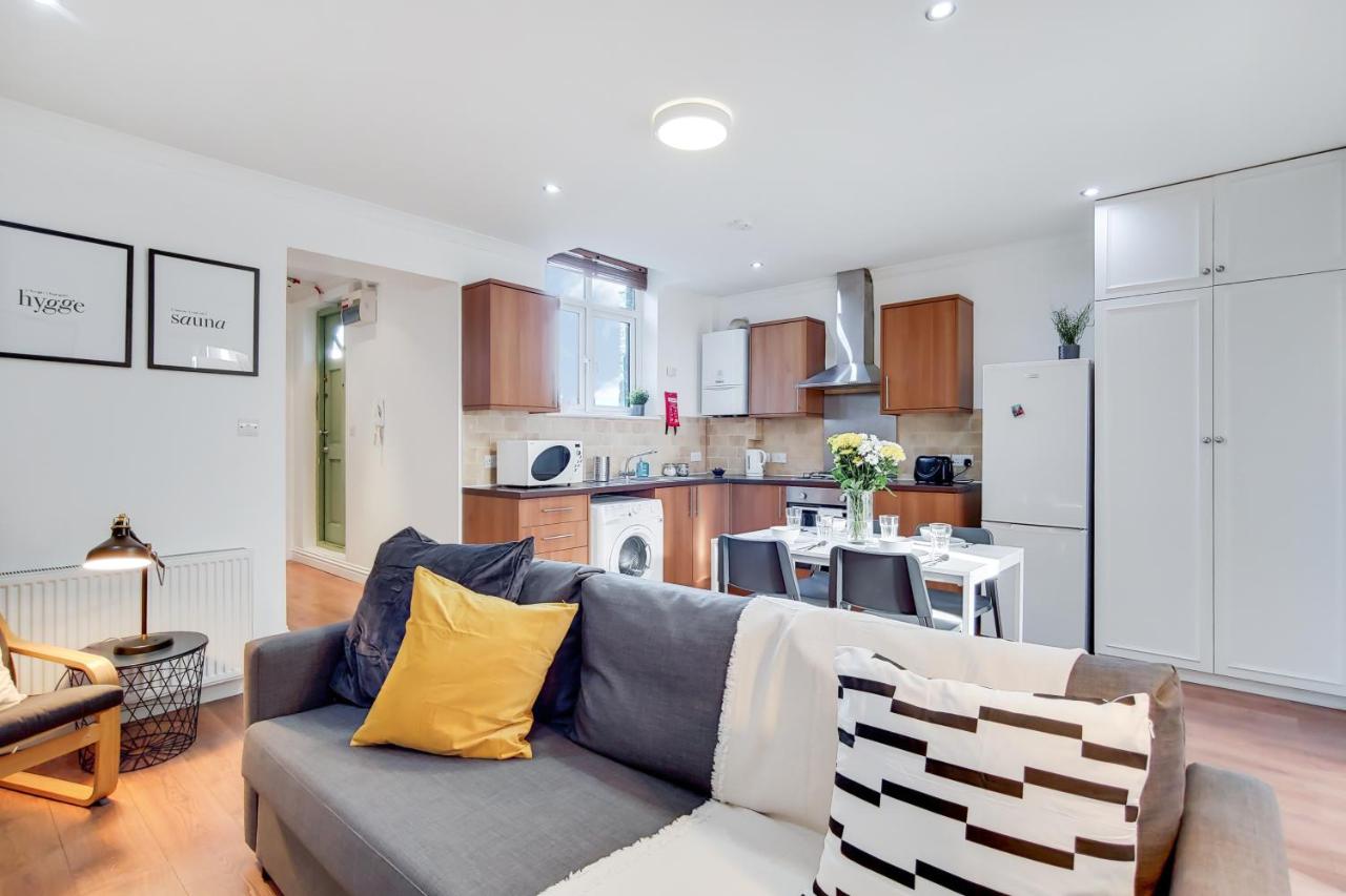 WelcomeStay Tooting Broadway 3 Bedroom Apartment - Chambres d’hôtes Londres