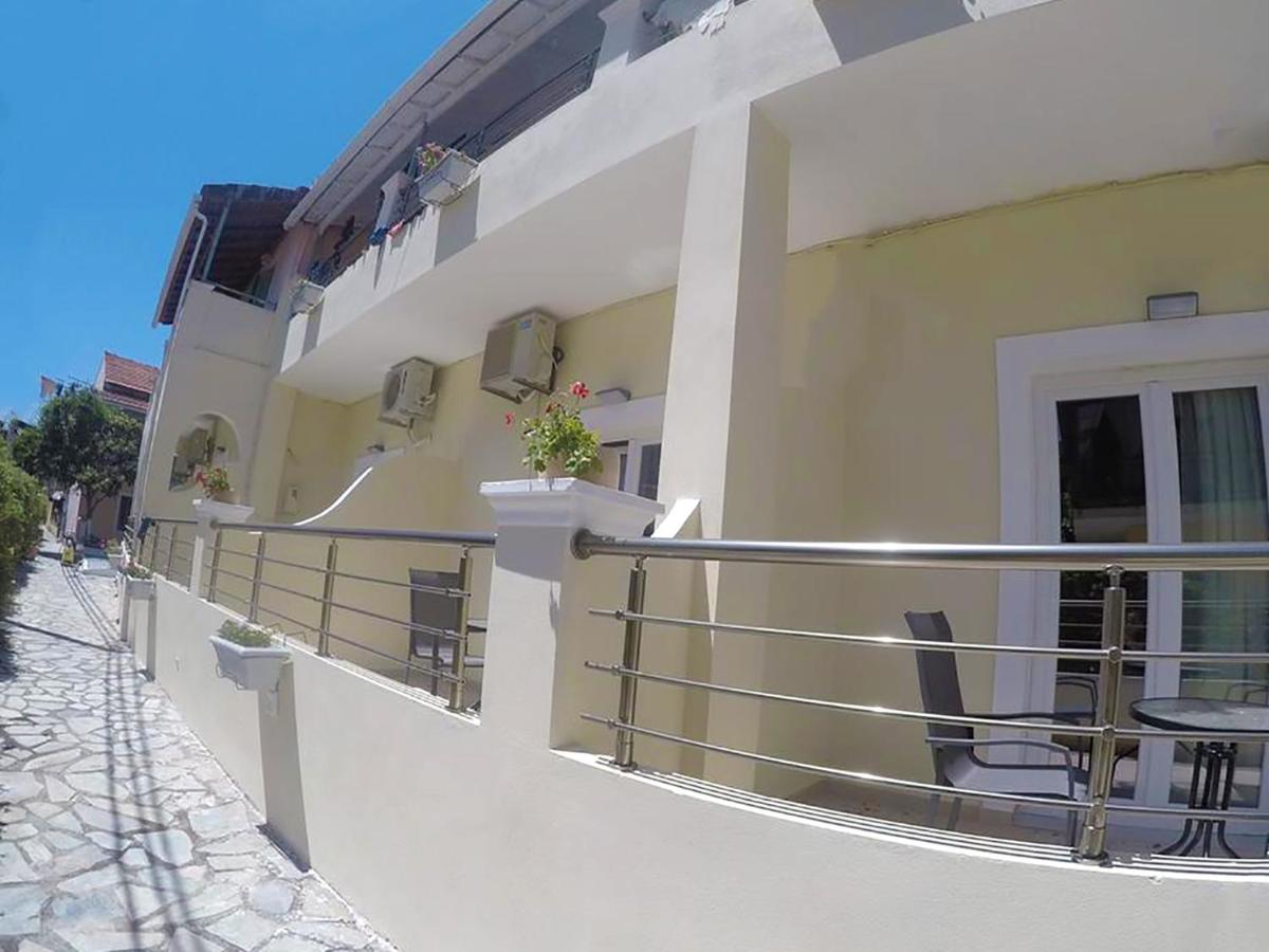 Jessica's Studios & Apartments - B&B Kavos