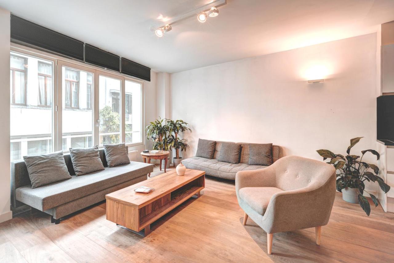 B&B Antwerp - Light House Lodge. Apartment in Center of Antwerp - Bed and Breakfast Antwerp