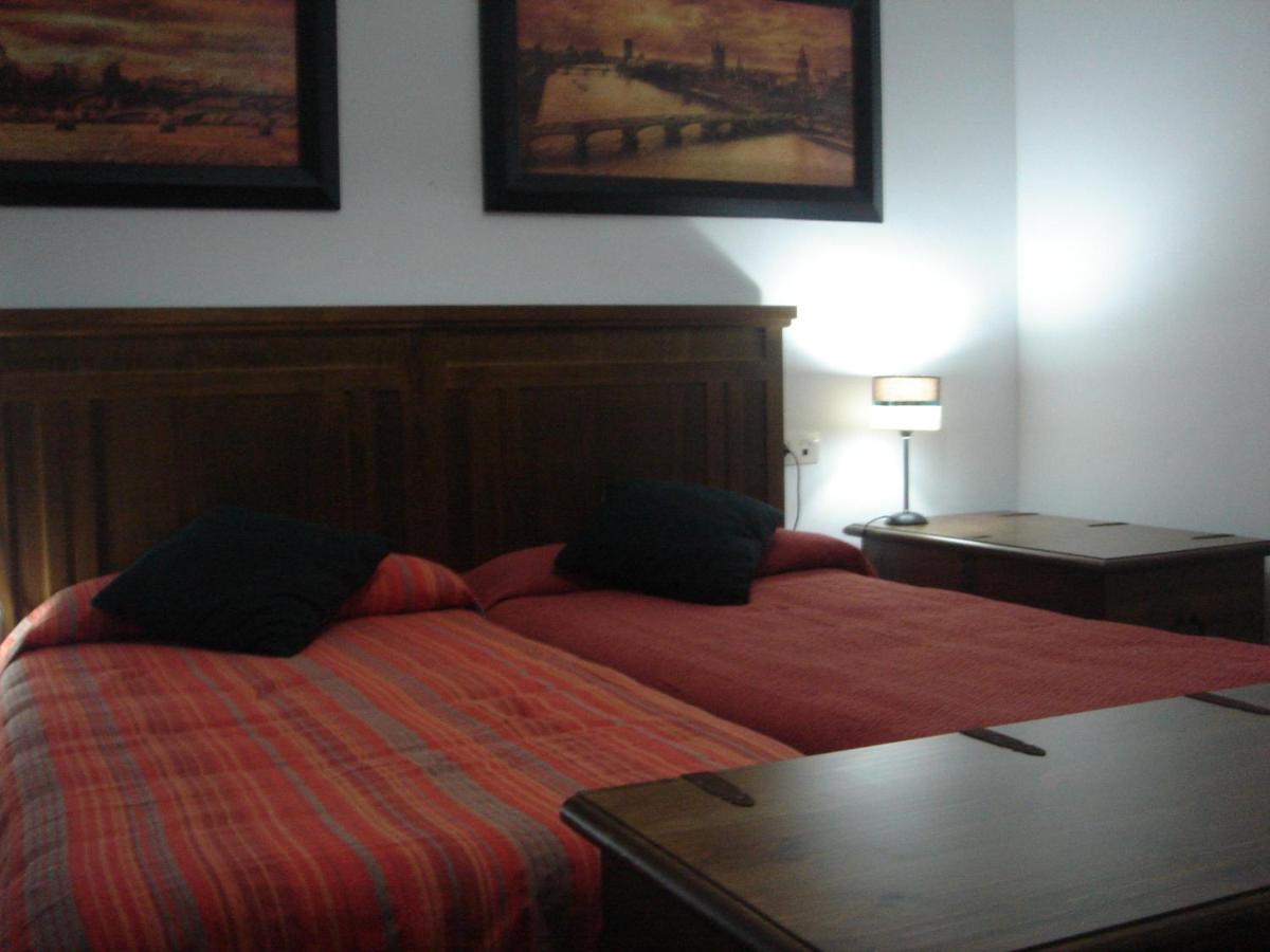 Chambre Lits Jumeaux avec Salle de Bains Privative